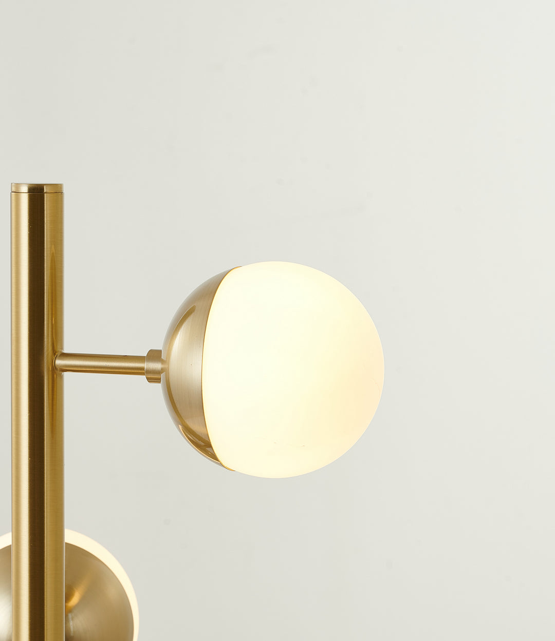 Bethel International AV72T13BR Modern  Lamp Brass