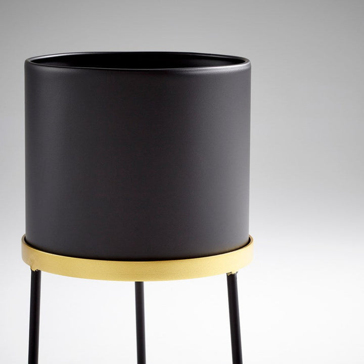 Cyan 11038 Vases & Planters - Gold And Black