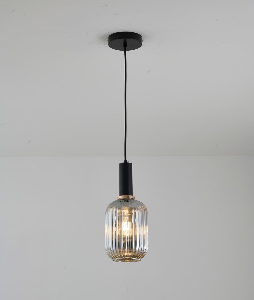 Bethel International GL323P5B Pendant Light - Black & Antique Gold