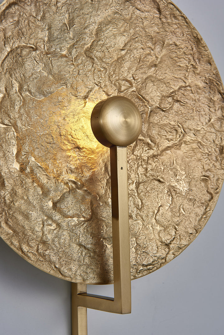 Bethel International FT78W18BR Wall Sconce Light - Brass