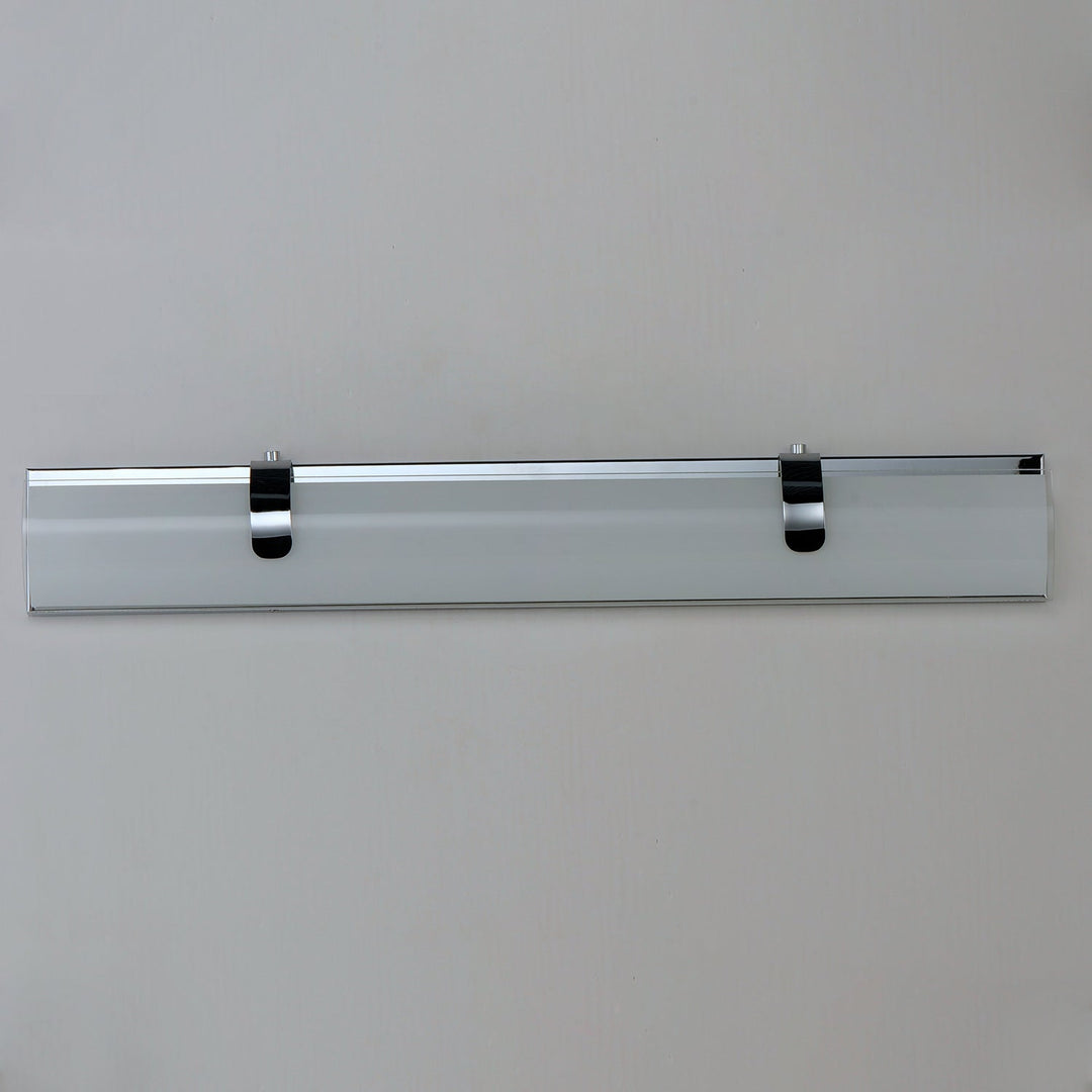 ET2 by Maxim Clutch E25135-92PC Bath Vanity Light 30 in. wide - Polished Chrome