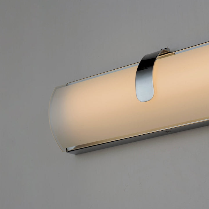 ET2 by Maxim Clutch E25135-92PC Bath Vanity Light 30 in. wide - Polished Chrome