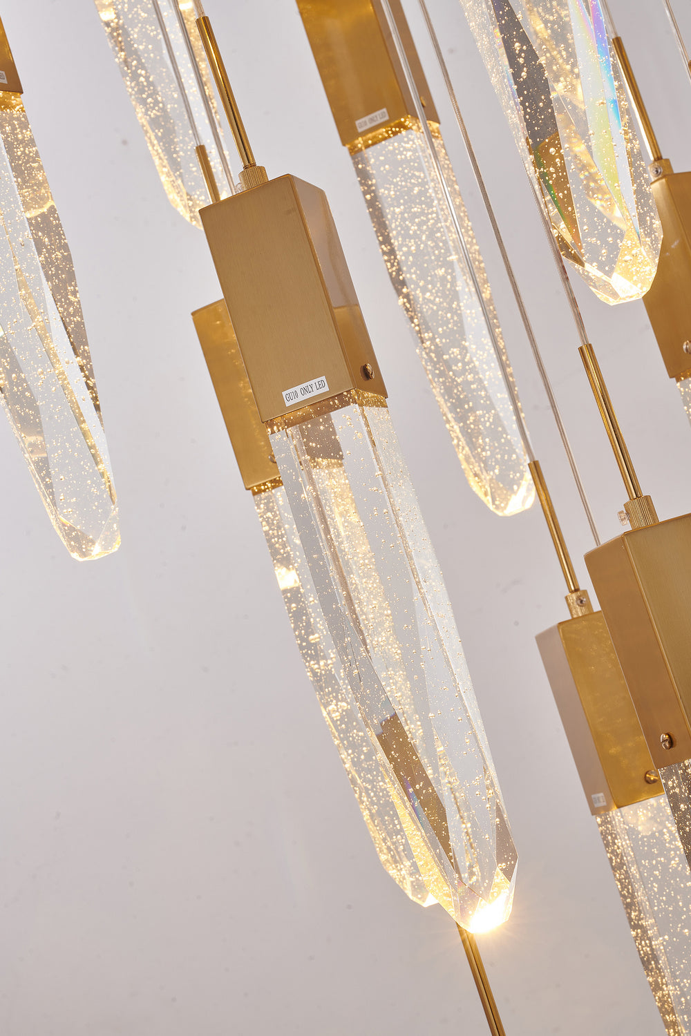 Bethel International ADS16C25G Chandelier Light - Gold