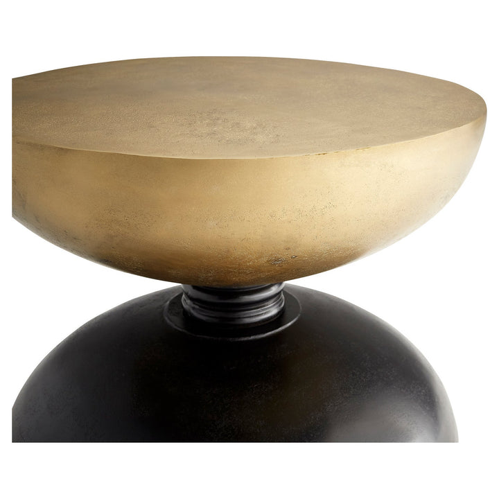 Cyan 11180 Tables - Noir And Gold