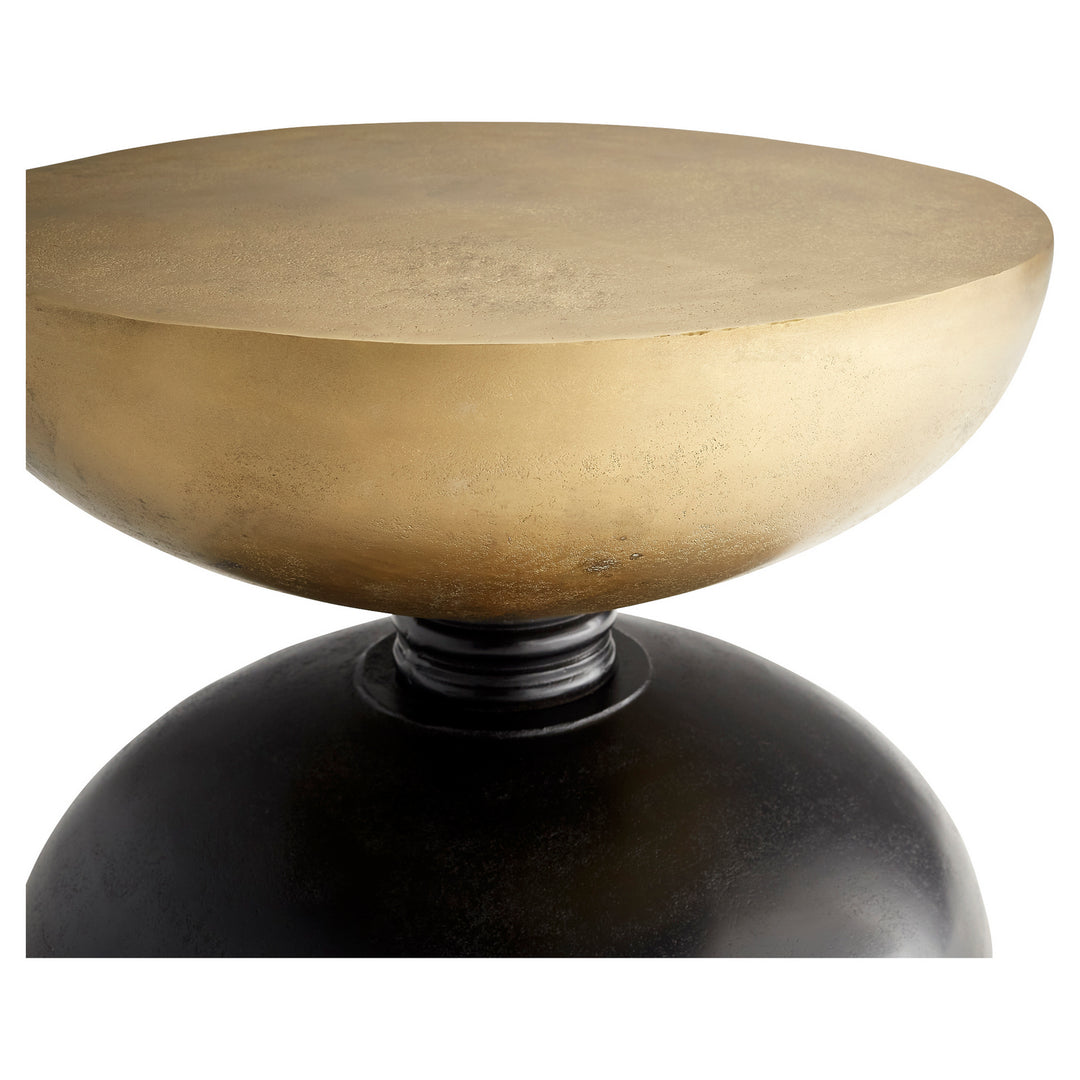 Cyan 11180 Tables - Noir And Gold