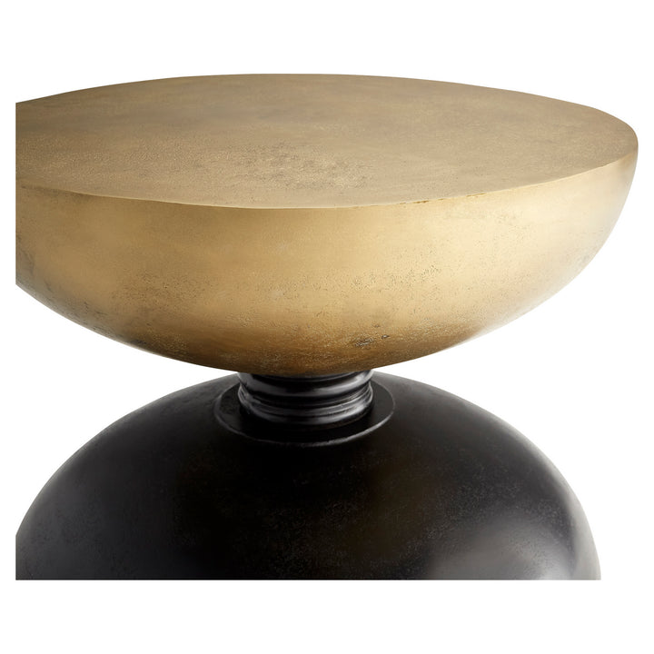 Cyan 11180 Tables - Noir And Gold