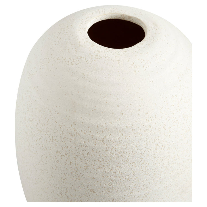 Cyan 11202 Vases & Planters - White