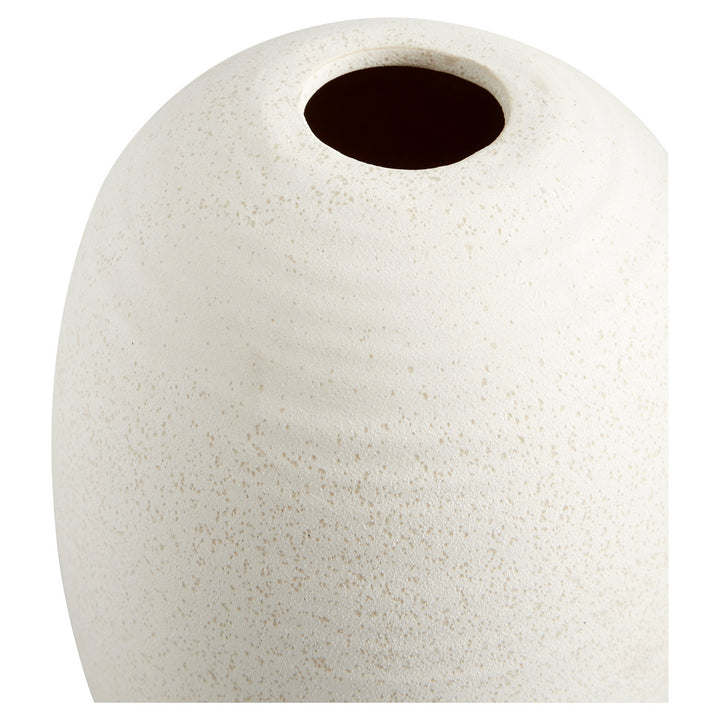 Cyan 11202 Vases & Planters - White