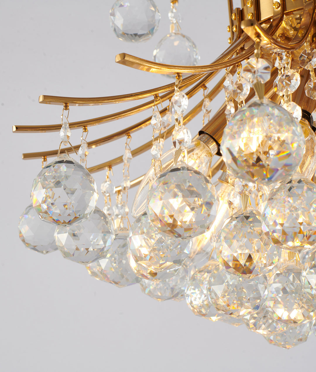 Bethel International BET03C19BR Chandelier Light - Stain Brass