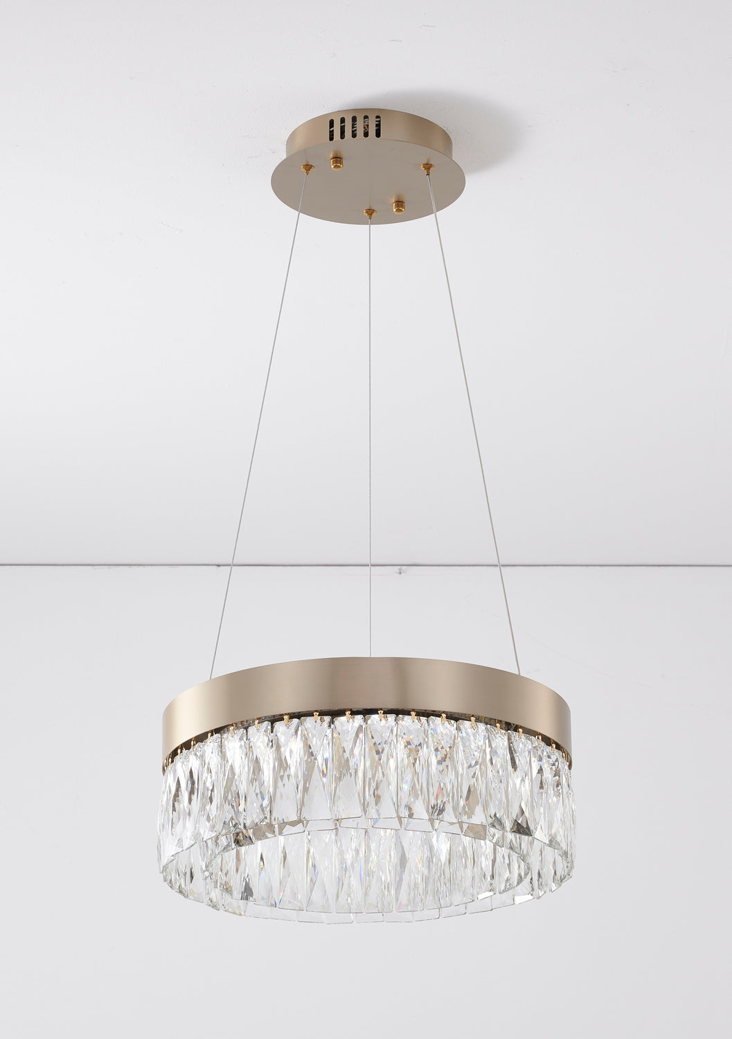 Bethel International FT95C16G/3K-1 Chandelier Light - Gold