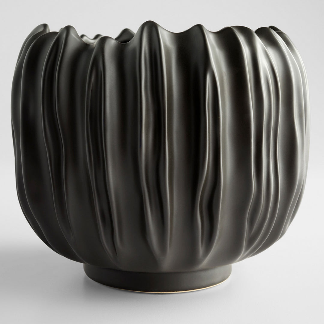Cyan 11476 Vases & Planters - Black