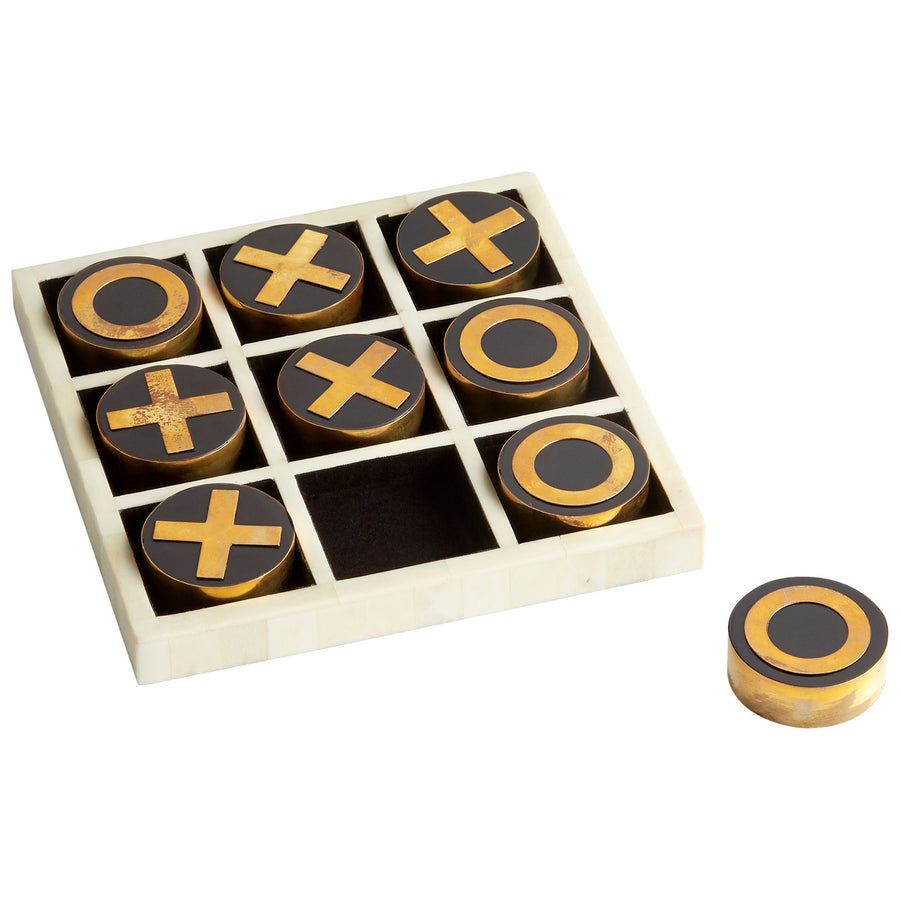 Cyan Design 10657 Noughts & Crosses Sculptr Sculptures - Black|Gold|White