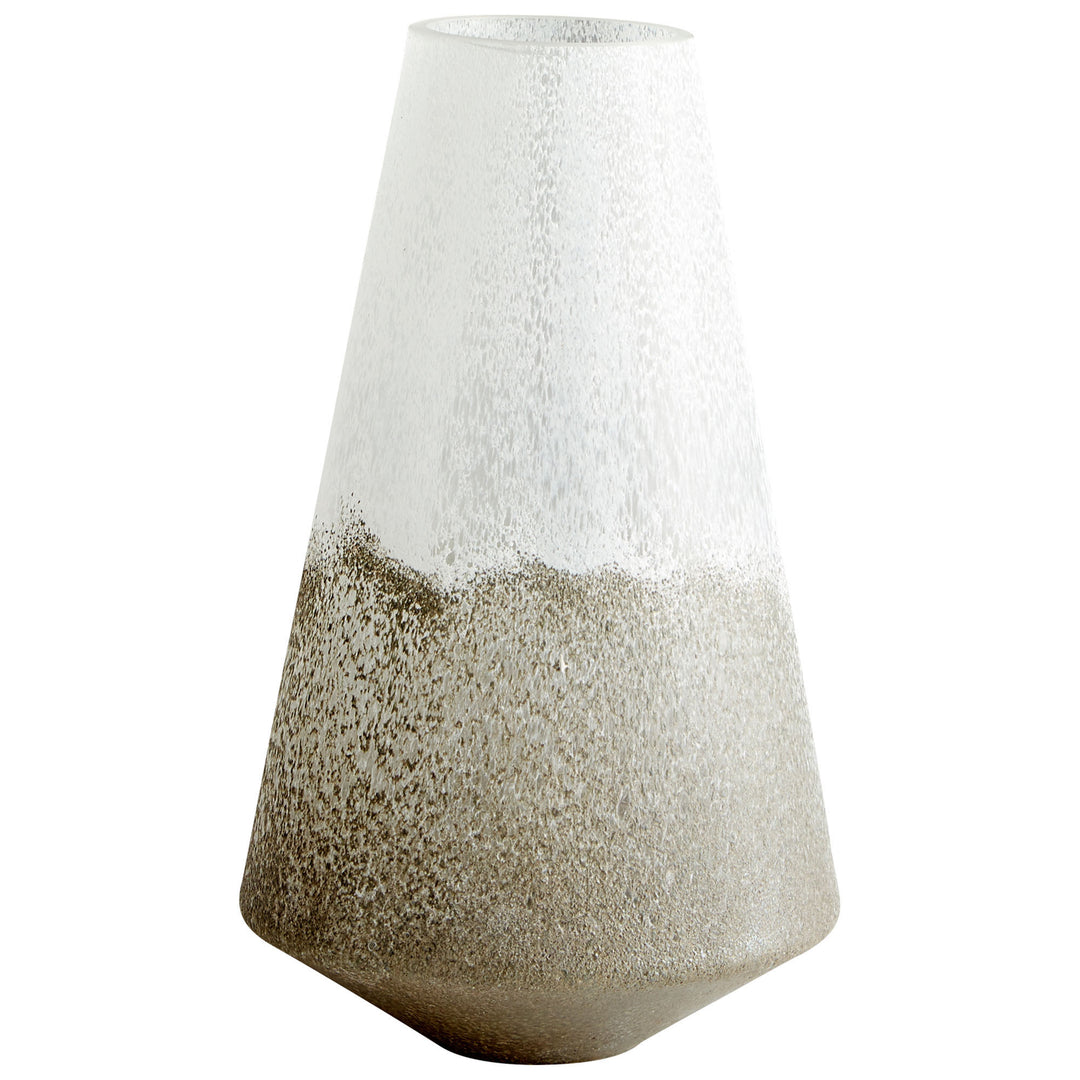 Cyan Design 10028 Vase Tuscan Scavo
