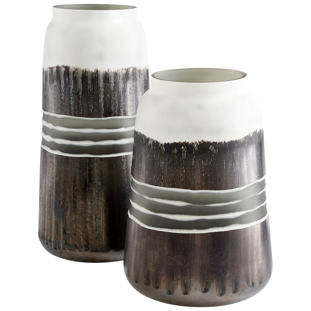 Cyan Design 10855 Vase Black And White